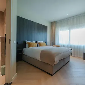 https://hotel-de-herbergh-amsterdam-airport.thehaguehotels.net